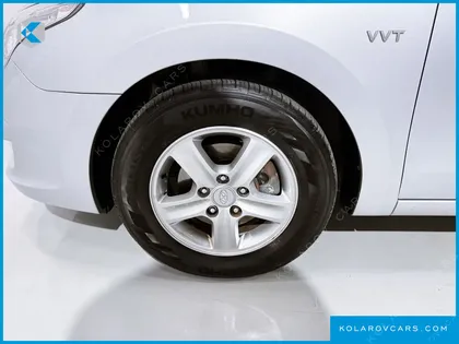 HYUNDAI I30 1.6 VVT LUXURY