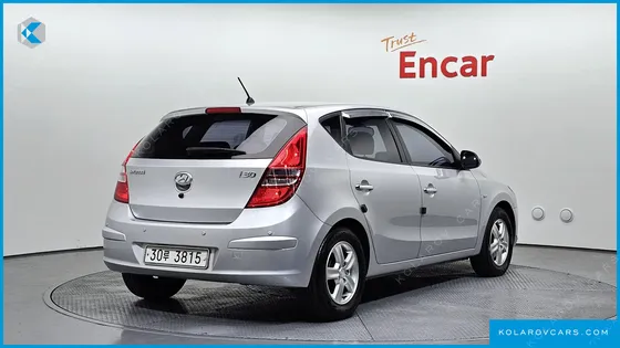 HYUNDAI I30 1.6 VVT LUXURY