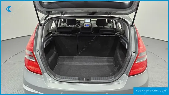 HYUNDAI I30 1.6 VVT LUXURY
