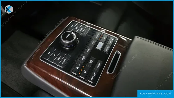 HYUNDAI EQUUS VS380