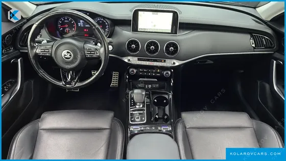 KIA STINGER 3.3 TURBO 2WD
