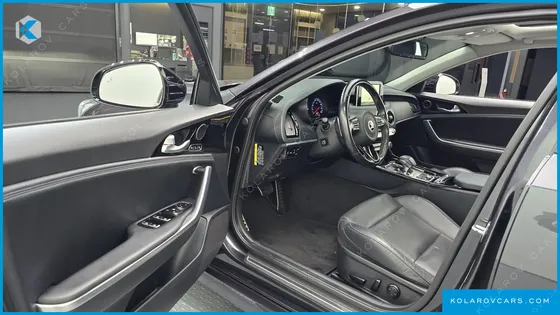 KIA STINGER 3.3 TURBO 2WD