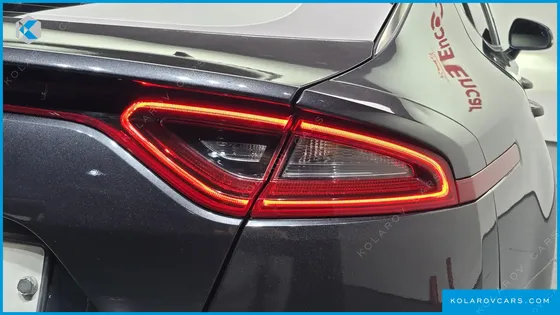 KIA STINGER 3.3 TURBO 2WD