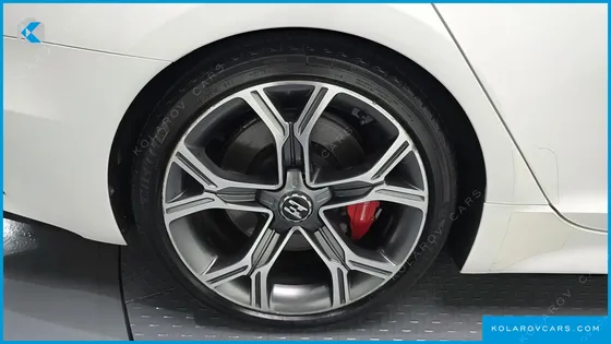 KIA STINGER 3.3 TURBO 2WD