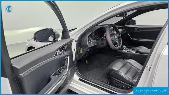 KIA STINGER 3.3 TURBO 2WD