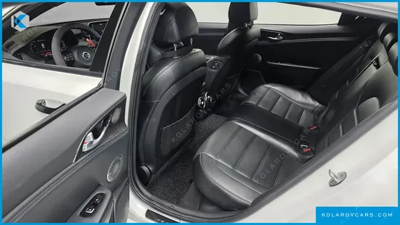 KIA STINGER 3.3 TURBO 2WD
