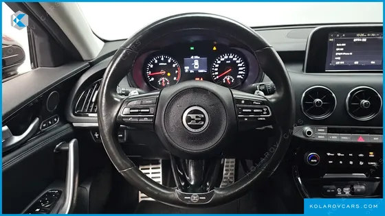 KIA STINGER 2.0 TURBO 2WD