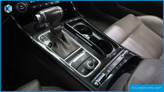 KIA STINGER 2.0 TURBO 2WD