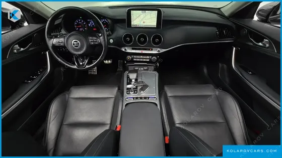 KIA STINGER 2.0 TURBO 2WD