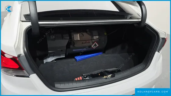 HYUNDAI SONATA LPI STYLE