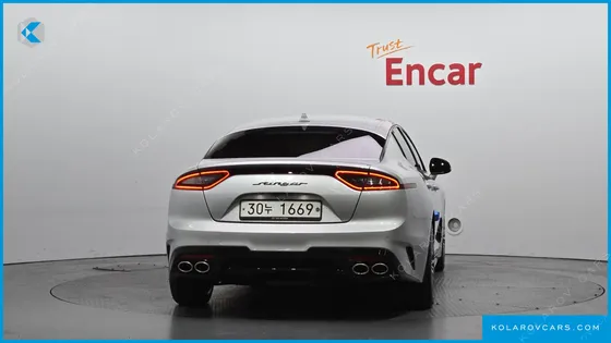 KIA STINGER 2.0 TURBO 2WD
