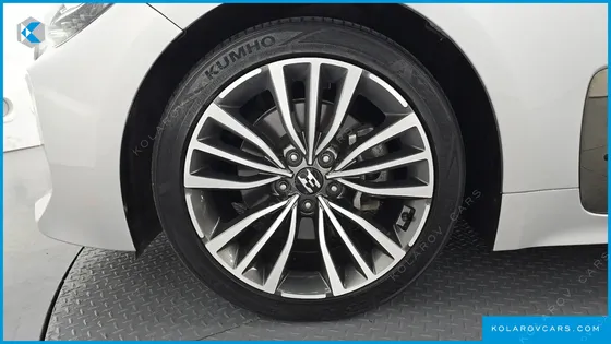 KIA STINGER 2.0 TURBO 2WD