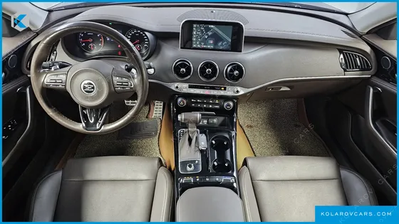 KIA STINGER 2.0 TURBO AWD