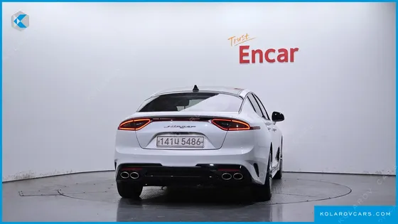 KIA STINGER 2.0 TURBO 2WD