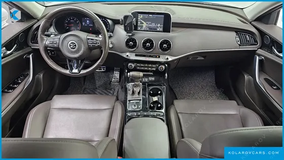 KIA STINGER 2.0 TURBO 2WD
