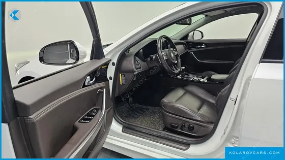 KIA STINGER 2.0 TURBO 2WD