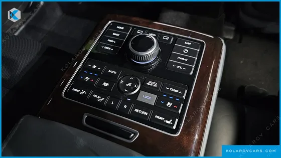 HYUNDAI EQUUS VS500