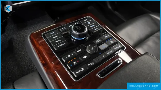 HYUNDAI EQUUS VS500