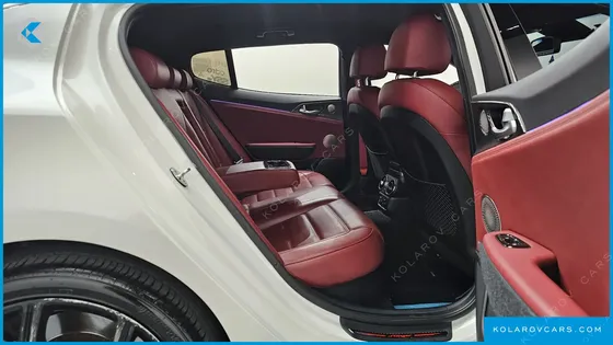 KIA STINGER 2.0 TURBO AWD