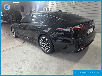 KIA STINGER 2.0 TURBO 2WD