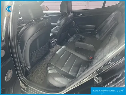 KIA STINGER 2.0 TURBO 2WD