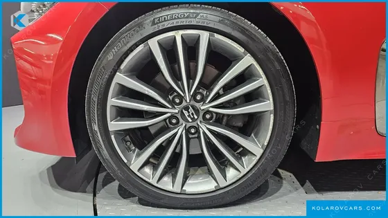 KIA STINGER 2.0 TURBO 2WD
