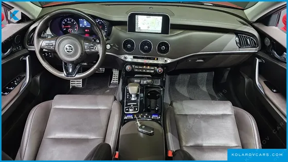 KIA STINGER 2.0 TURBO 2WD