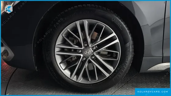 HYUNDAI GRANDEUR 2.2 DIESEL PREMIUM
