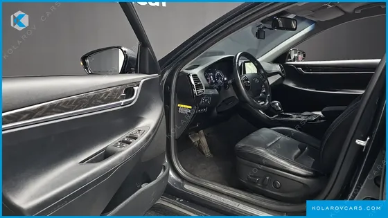 HYUNDAI GRANDEUR 2.2 DIESEL PREMIUM