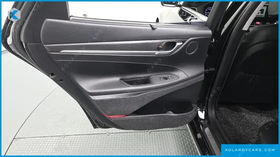 HYUNDAI GRANDEUR 3.0 EXCLUSIVE
