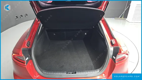 KIA STINGER 2.0 TURBO AWD