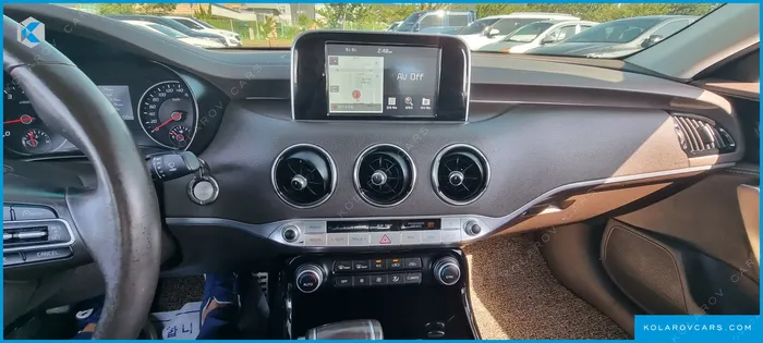 KIA STINGER 2.0 TURBO 2WD