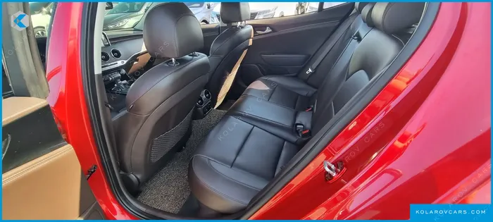 KIA STINGER 2.0 TURBO 2WD