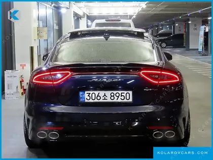 KIA STINGER 2.0 TURBO 2WD