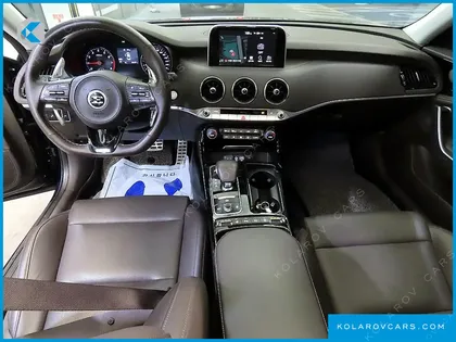 KIA STINGER 2.0 TURBO 2WD