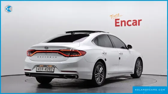 HYUNDAI GRANDEUR 2.2 DIESEL PREMIUM