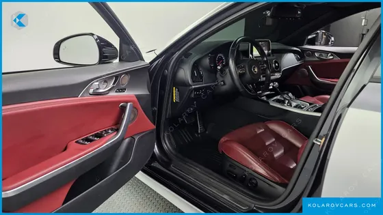 KIA STINGER 3.3 TURBO AWD