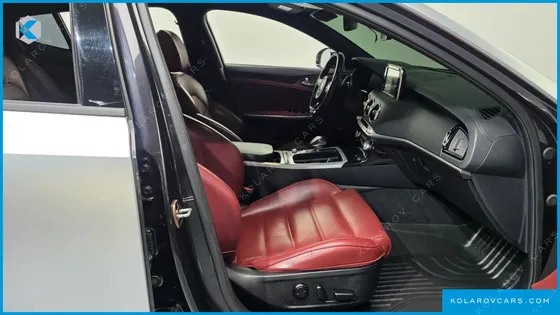 KIA STINGER 3.3 TURBO AWD