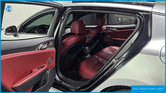 KIA STINGER 3.3 TURBO AWD