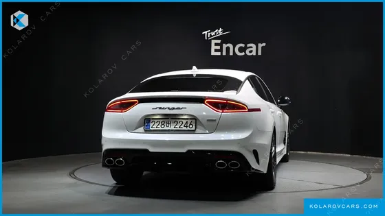 KIA STINGER 2.0 TURBO AWD