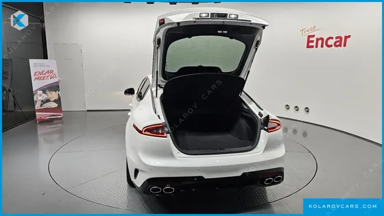 KIA STINGER 2.2 DIESEL 2WD
