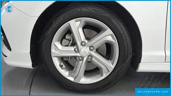 HYUNDAI SONATA LPI MODERN(DISABLED PERSON)