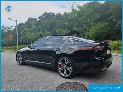 KIA STINGER 2.0 TURBO 2WD