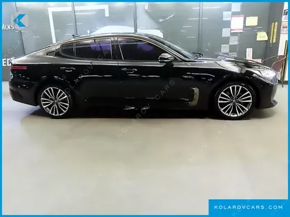 KIA STINGER 2.0 TURBO AWD