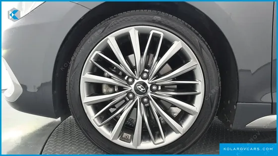 HYUNDAI GRANDEUR 2.4 PREMIUM