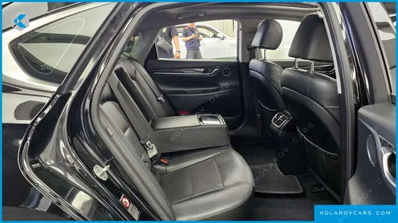 HYUNDAI GRANDEUR 2.4 PREMIUM