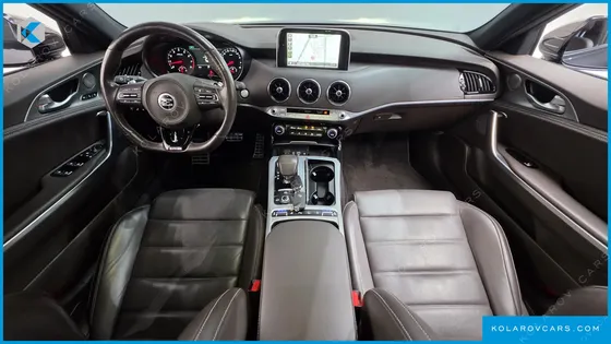 KIA STINGER 3.3 TURBO 2WD