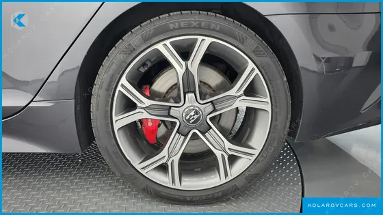 KIA STINGER 3.3 TURBO 2WD
