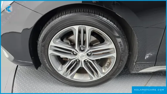 HYUNDAI GRANDEUR 2.2 DIESEL PREMIUM