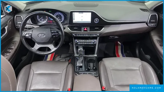HYUNDAI GRANDEUR 2.2 DIESEL PREMIUM